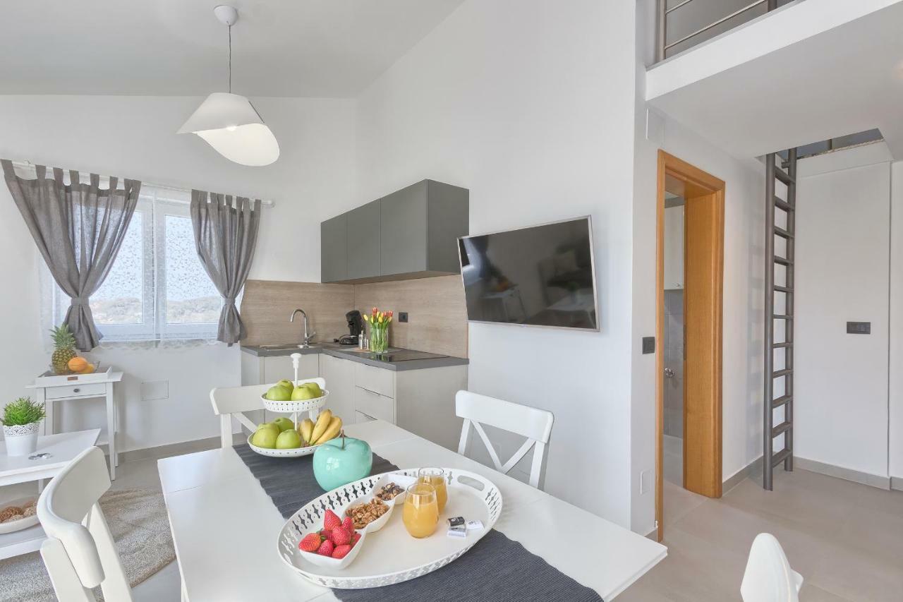 Apartments La Mer Пула Екстер'єр фото