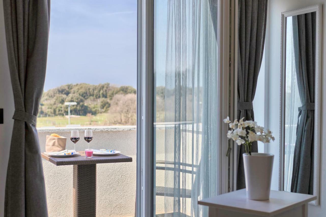 Apartments La Mer Пула Екстер'єр фото