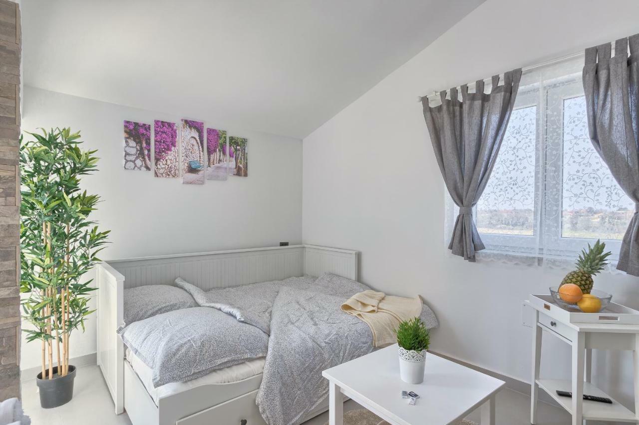 Apartments La Mer Пула Екстер'єр фото