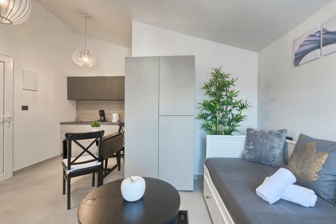 Apartments La Mer Пула Екстер'єр фото